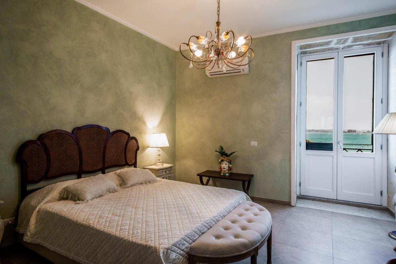 Dimora Di Ulisse Sea View Holiday Apartment Siraküza Dış mekan fotoğraf
