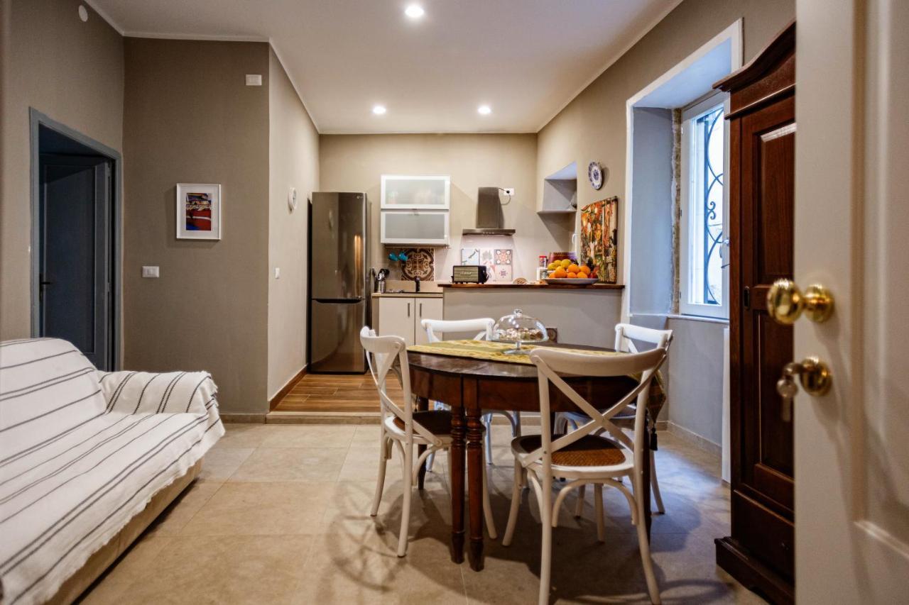 Dimora Di Ulisse Sea View Holiday Apartment Siraküza Dış mekan fotoğraf