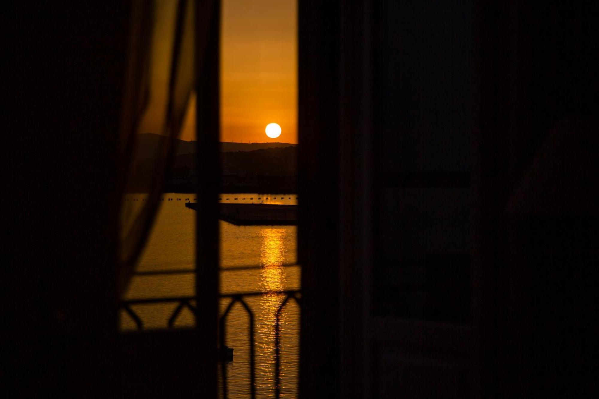 Dimora Di Ulisse Sea View Holiday Apartment Siraküza Dış mekan fotoğraf